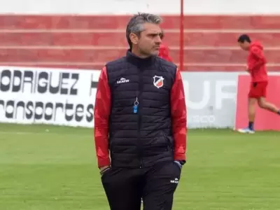 Juan Manuel Sara renunci� como DT del Deportivo Maip�.