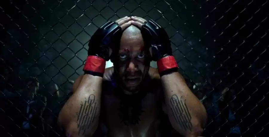 Ciryl Gane, actor y luchador profesional de MMA.