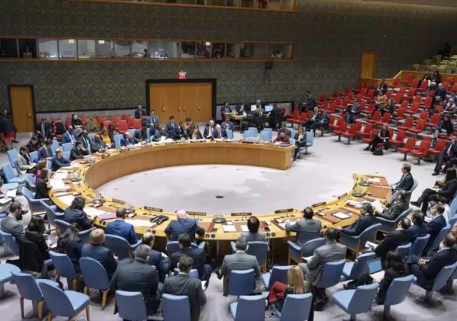 El estado de Israel argument� que sus ataques se ajustan a la normativa internacional de los pa�ses en guerra.