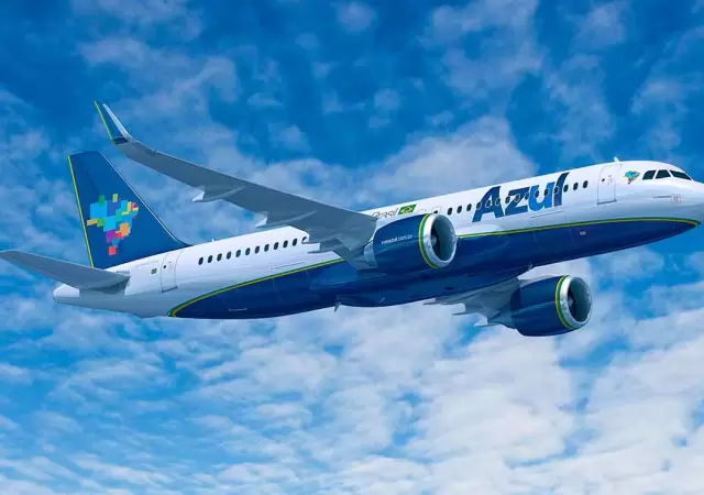 Azul Airlines comenz� a operar en diciembre de 2008 en su sede en Alphaville, en el municipio de Barueri, Estado de S�o Paulo.