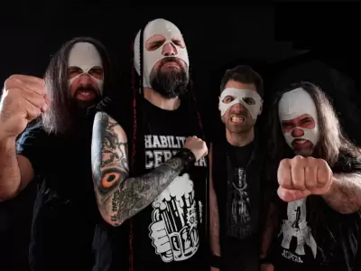 Todo el metal bizarro de Asspera llega a Mendoza.