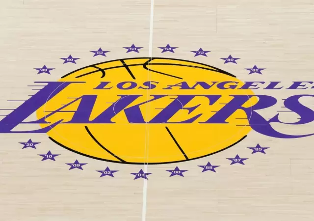 Los Lakers cambian de due�o.