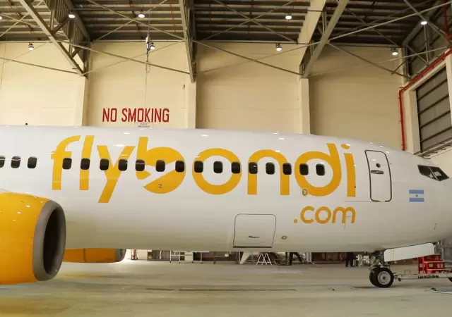 Flybondi.