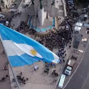 El país se viste de celeste y blanco: cómo se celebrará el Día de la Bandera