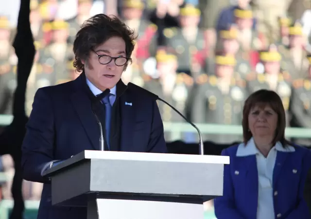 El jefe de Estado destac� la "valiente decisi�n que tomaron al unirse a nuestras Fuerzas.