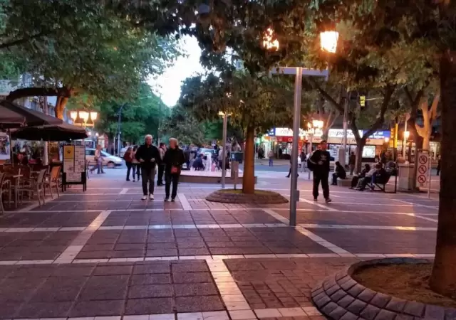 Gente caminando
