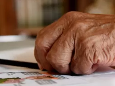 Los jubilados son asesorados para evitar que los defrauden/