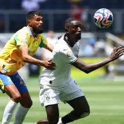 Borussia Dortmund gan� un partidazo ante Mamelodi Sundowns y lidera el Grupo F
