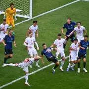 Ojo River, Inter venci� a Urawa por 2 a 1 y lleg� a la cima del grupo