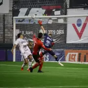 Maipú rescató un punto ante Quilmes en un duelo repleto de emociones y goles de córner