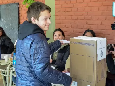 La esperanza se renueva en cada turno electoral        /