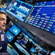 Econom�a poselectoral: mercados euf�ricos y giro hacia la reforma laboral y la microeconom�a