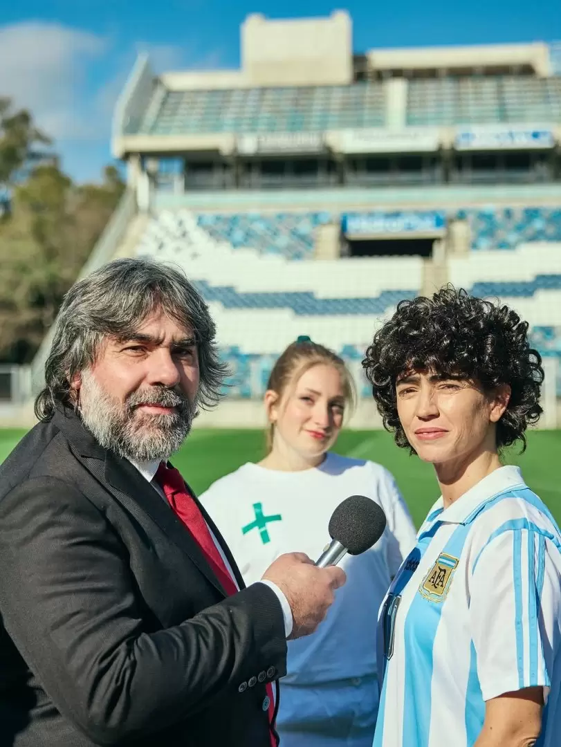 El cantante repasa el �ltimo tramo de Maradona en la Selecci�n argentina.