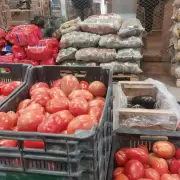En Mendoza se vac�an los mercados y crecen los puestos cerrados por falta de ventas