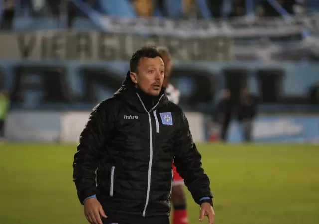 Alexis Matteo es el nuevo entrenador del Deportivo Maip�/ Fuente: Web
