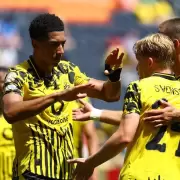 Borussia Dortmund gan� y avanz� con no pocas dudas en el Mundial de Clubes