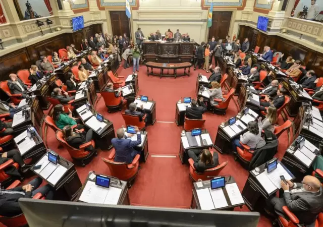 El Senado de PBA dio media sanci�n a la reelecci�n indefinida.