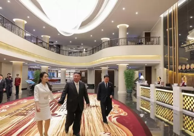 El complejo cuenta con hoteles desbordados por detalles de lujo.