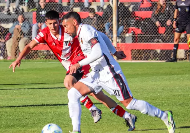 Fadep y Guaymall�n ir�n por el t�tulo liguero.