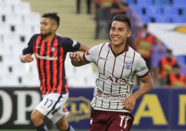 Pol Fern�ndez regresa a la Bodega.