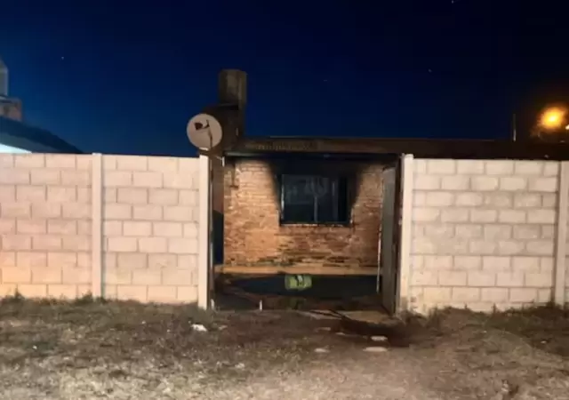 La vivienda donde se desat� el tr�gico incendio.