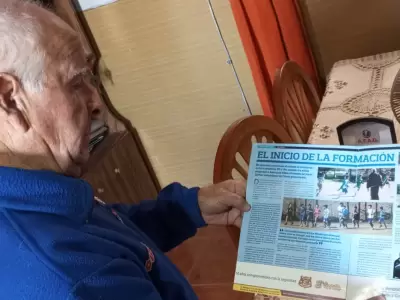 Jon�s Cortez y una entrevista en la revista del club