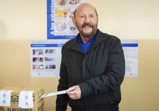 El fuerte respaldo en las urnas, impulsa a Insfran a avanzar en la reforma constitucional en la provincia.