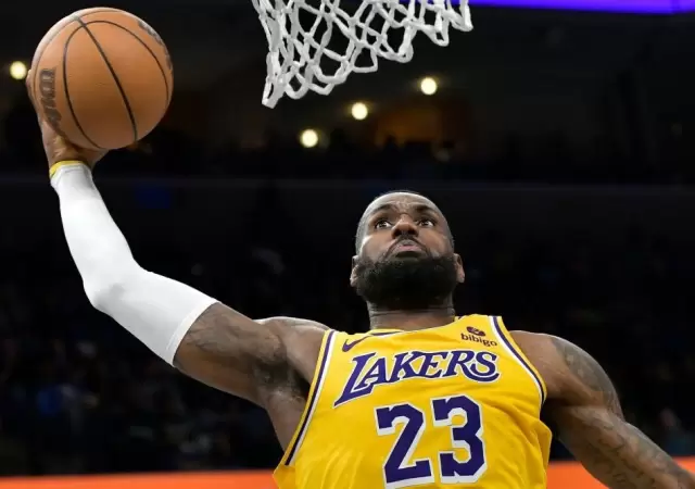 LeBron y una temporada especial para �l.