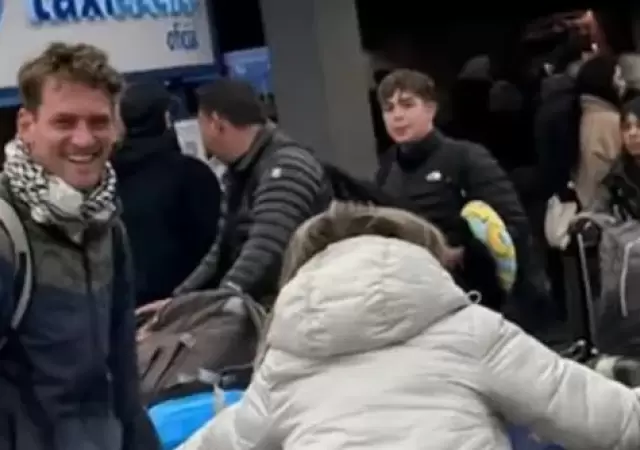 Andr�s De Nastchokine al llegar a Argentina desde Italia este lunes.