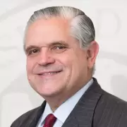 Argentum: proponen crear una nueva moneda en reemplazo del peso