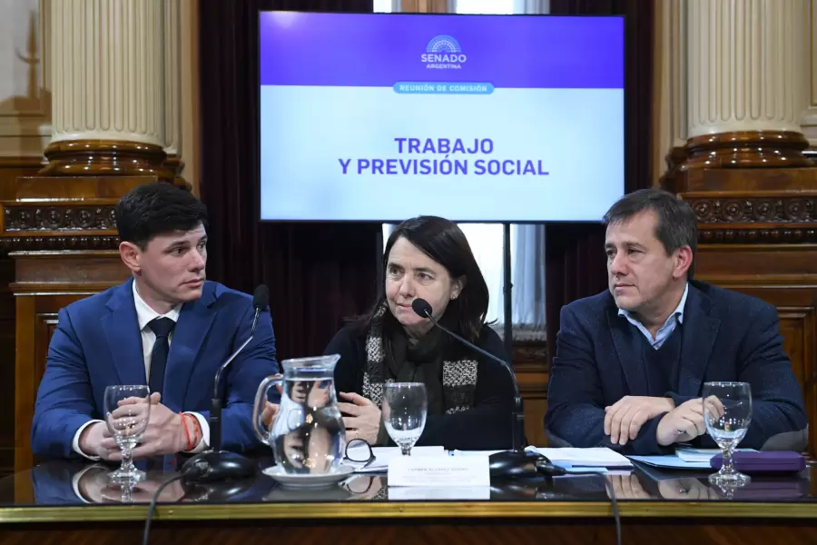Comisi�n de Trabajo y Previsi�n Social