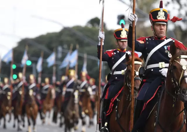 El Ejecutivo tom� una dr�stica decisi�n con respecto al desfile del 9 de julio.
