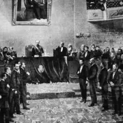 Del arte de legislar al circo de los gritos