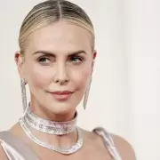 Madurez y placer: Charlize Theron cont� c�mo fue tener sexo con alguien de 26 a�os