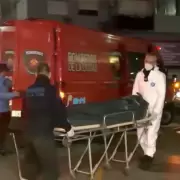 Discusi�n, pu�aladas y muerte: el video que muestra a una mujer acuchillando a su novio