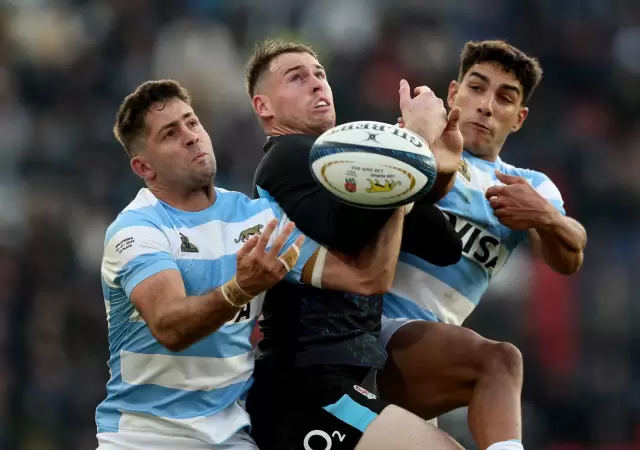 Los Pumas no pudieron con Inglaterra y sufrieron una dura derrota en La Plata