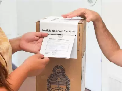 Ayer lunes Mendoza unific� las elecciones de octubre con la Naci�n.