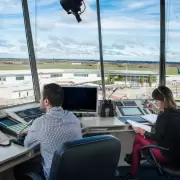 Paros de controladores a�reos: se vienen vuelos complicados en plenas vacaciones