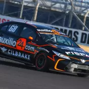 Juli�n Santero se luce en Termas y se afirma como l�der rumbo al bicampeonato