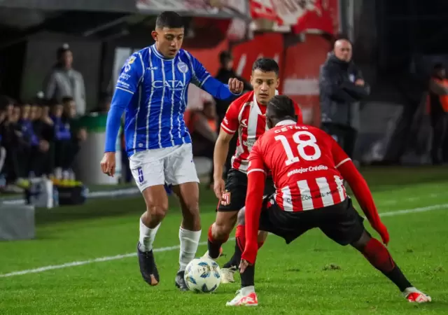 Leyes seguir� su carrera en Tigre.