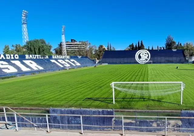Independiente Rivadavia jugar� el s�bado ante Independiente de Avellaneda.