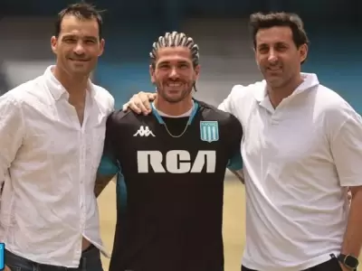 Saja, De Paul y Diego Milito