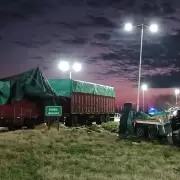 Santa Fe: un devastador choque de camiones provoc� un muerto y varios heridos