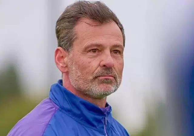 Cocca renunci� de manera inesperada en la T.