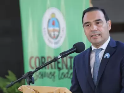 Gustavo Vald�s, gobernador de Corrientes.