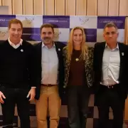 LLA y PRO sellan la alianza que busca derrotar a un enemigo com�n