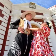 Godoy Cruz celebr� el 209� aniversario de la Independencia con una gran fiesta en la plaza
