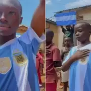 Niños africanos conmueven con su homenaje viral a la Independencia argentina
