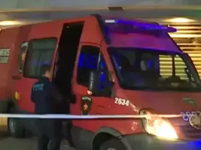 En el lugar del hecho trabajaron efectivos policiales y de Bomberos. (Foto: captura de video - gentileza TN)