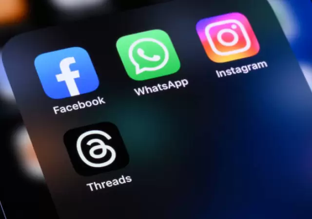 WhatsApp.
